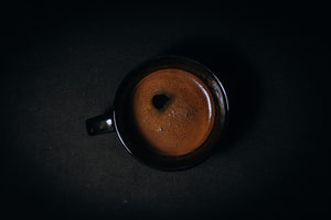 De voordelen en negatieve effecten van koffie drinken cafeïne nadelen lever hart vaatziekten is koffie gezond 
